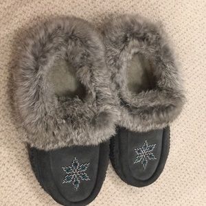 Manitobah moccasins